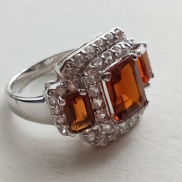 Sterling Silver Cocktail ring, red gemstone sz 7.25 - Picture 3 of 10